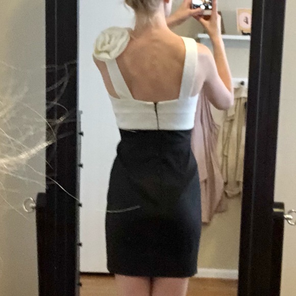 Jessica McClintock Black and White Mini Dress - Picture 2 of 4